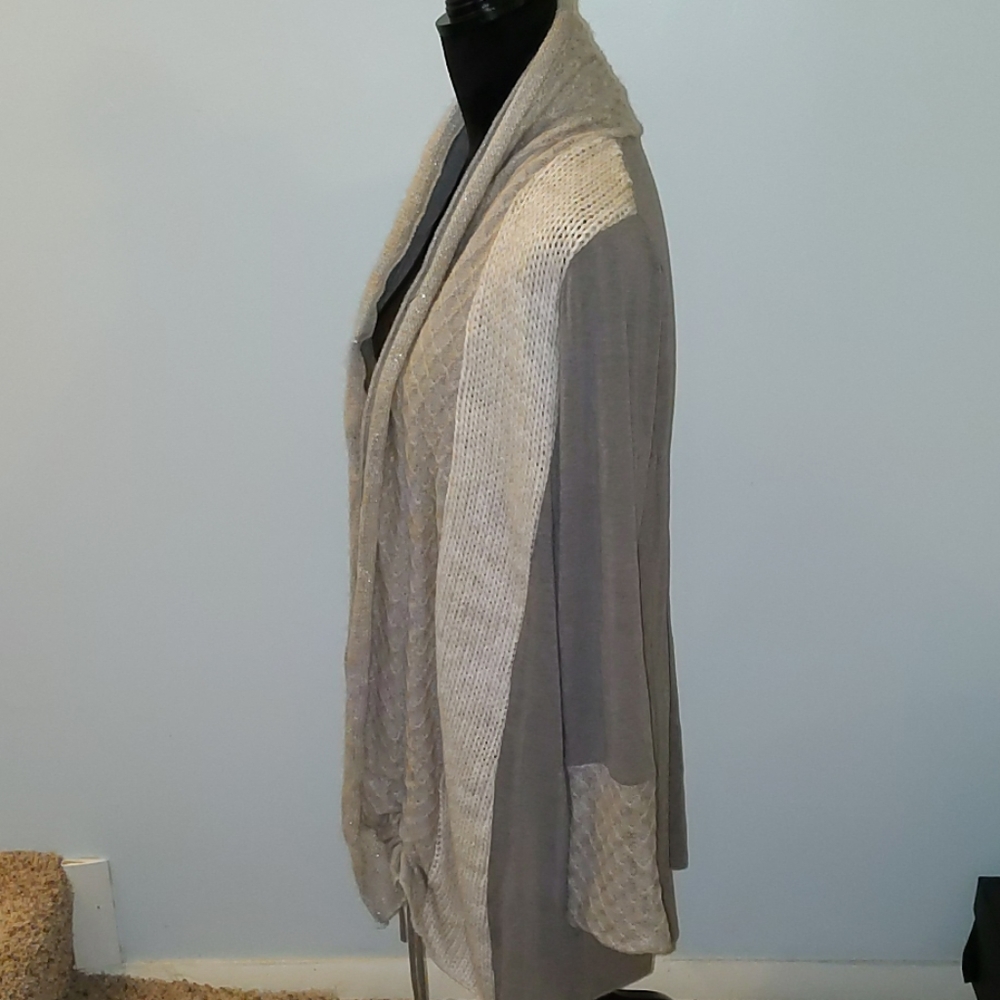 Venus Cardigan Size M